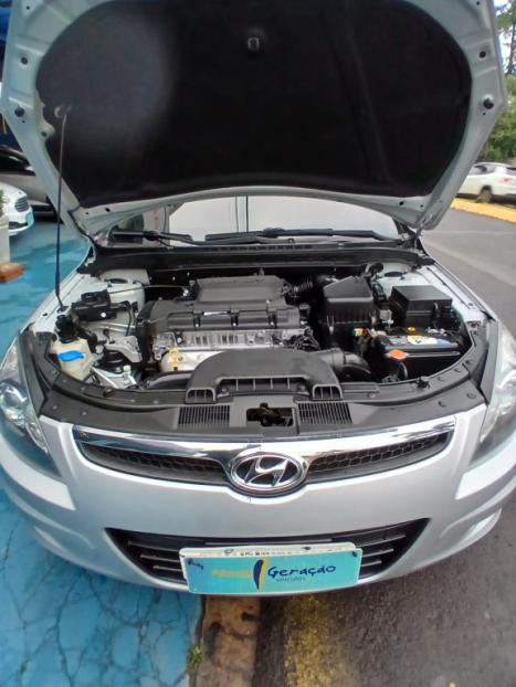 HYUNDAI I30 2.0 16V 4P, Foto 11