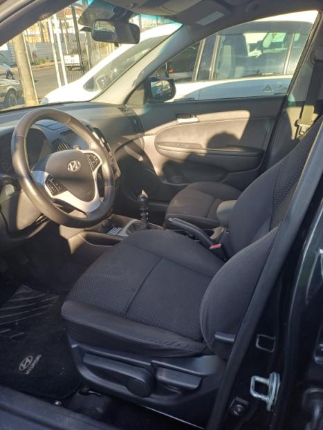 HYUNDAI I30 2.0 16V 4P, Foto 8