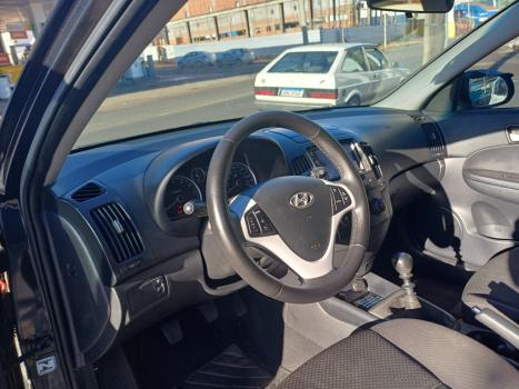 HYUNDAI I30 2.0 16V 4P, Foto 9