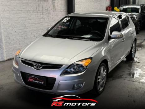 HYUNDAI I30 2.0 16V 4P, Foto 1