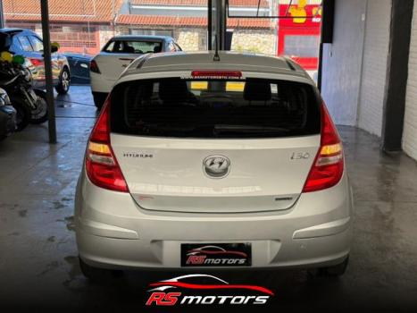 HYUNDAI I30 2.0 16V 4P, Foto 4