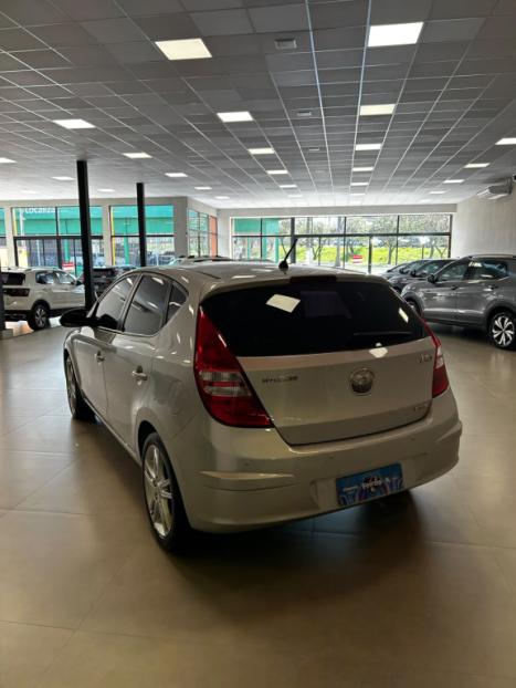 HYUNDAI I30 2.0 16V 4P GLS AUTOM�TICO, Foto 3