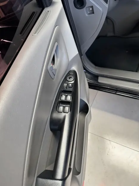 HYUNDAI Tucson 2.0 16V 4P GLS-B AUTOM�TICO, Foto 7