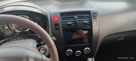 HYUNDAI Tucson 2.0 16V 4P GL, Foto 6