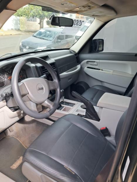 JEEP Cherokee 3.7 V6 12V 4P 4X4 SPORT  AUTOM�TICO, Foto 9