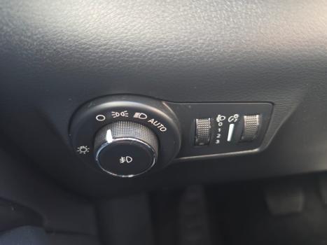 JEEP Commander 1.3 16V 4P FLEX T270 LONGITUDE TURBO AUTOM�TICO AT6, Foto 13