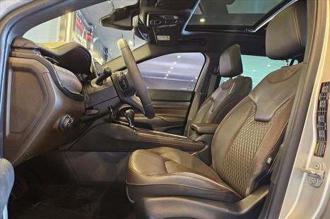 JEEP Commander 1.3 16V 4P FLEX T270 OVERLAND TURBO AUTOM�TICO AT6, Foto 18