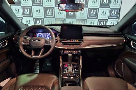 JEEP Commander 2.0 16V 4P TD380 OVERLAND 4X4 TURBO DIESEL AUTOMÁTICO AT9, Foto 10
