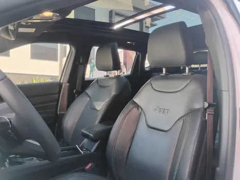 JEEP Compass 1.3 16V 4P FLEX S T270 TURBO AUTOMÁTICO, Foto 9 JEEP Compass 1.3 16V 4P FLEX S T270 TURBO AUTOMÁTICO, Foto 9