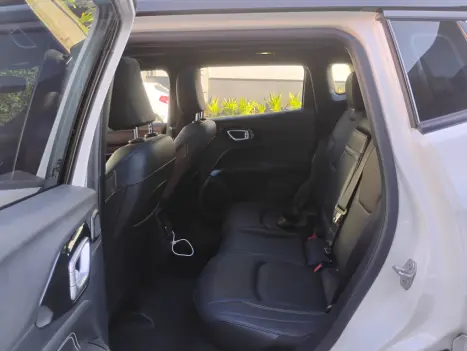 JEEP Compass 1.3 16V 4P FLEX S T270 TURBO AUTOMÁTICO, Foto 10 JEEP Compass 1.3 16V 4P FLEX S T270 TURBO AUTOMÁTICO, Foto 10