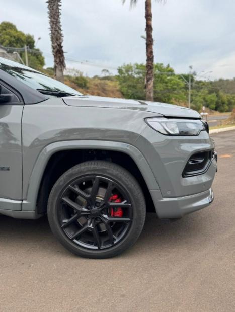 JEEP Compass 2.0 16V 4P HURRICANE 4 TURBO BLACKHAWK AUTOM�TICO AT9, Foto 2
