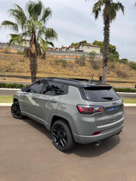 JEEP Compass 2.0 16V 4P HURRICANE 4 TURBO BLACKHAWK AUTOM�TICO AT9, Foto 4