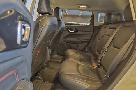 JEEP Compass 2.0 16V 4P 350 TRAILHAWK 4X4 TURBO DIESEL AUTOMÁTICO, Foto 19