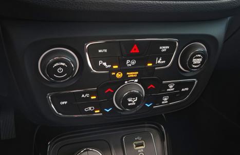 JEEP Compass 2.0 16V 4P LIMITED TURBO DIESEL 4X4 AUTOMÁTICO, Foto 17