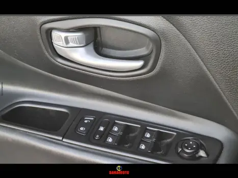 JEEP Renegade 1.3 16V 4P FLEX T270 LONGITUDE TURBO AUTOMTICO, Foto 19