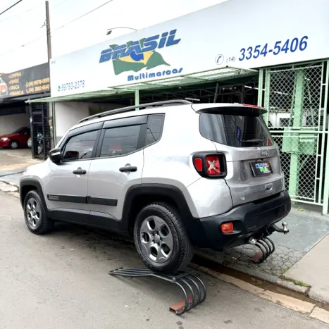 JEEP Renegade 1.8 16V 4P FLEX AUTOMÁTICO, Foto 7 JEEP Renegade 1.8 16V 4P FLEX AUTOMÁTICO, Foto 7
