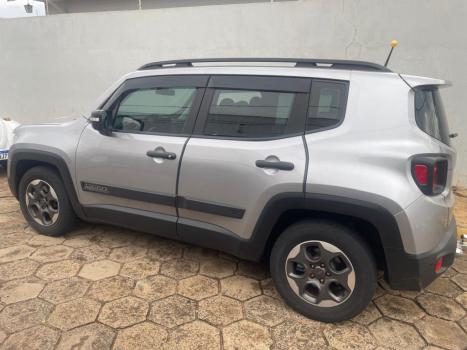 JEEP Renegade 1.8 16V 4P FLEX AUTOMÁTICO, Foto 2 JEEP Renegade 1.8 16V 4P FLEX AUTOMÁTICO, Foto 2