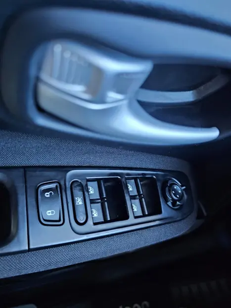 JEEP Renegade 1.8 16V 4P FLEX SPORT AUTOM�TICO, Foto 9