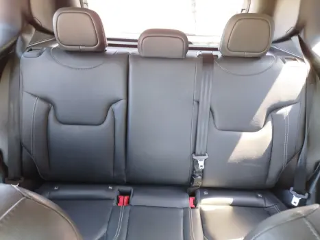 JEEP Renegade 2.0 16V 4P TURBO DIESEL LONGITUDE 4X4 AUTOMTICO, Foto 8