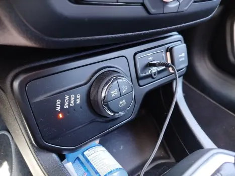 JEEP Renegade 2.0 16V 4P TURBO DIESEL LONGITUDE 4X4 AUTOMTICO, Foto 13