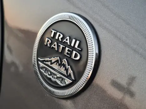 JEEP Renegade 2.0 16V 4P TURBO DIESEL TRAILHAWK 4X4 AUTOMÁTICO, Foto 18 JEEP Renegade 2.0 16V 4P TURBO DIESEL TRAILHAWK 4X4 AUTOMÁTICO, Foto 18