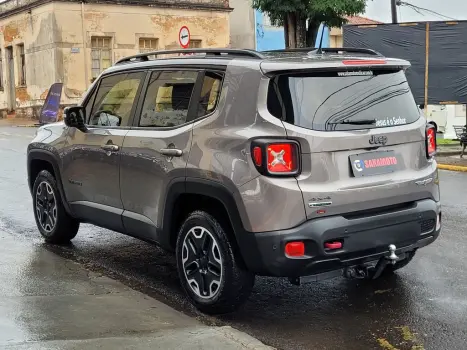 JEEP Renegade 2.0 16V 4P TURBO DIESEL TRAILHAWK 4X4 AUTOM�TICO, Foto 3