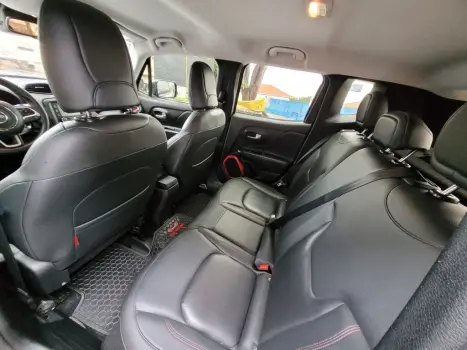 JEEP Renegade 2.0 16V 4P TURBO DIESEL TRAILHAWK 4X4 AUTOM�TICO, Foto 6