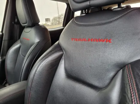 JEEP Renegade 2.0 16V 4P TURBO DIESEL TRAILHAWK 4X4 AUTOM�TICO, Foto 14