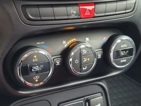 JEEP Renegade 2.0 16V 4P TURBO DIESEL TRAILHAWK 4X4 AUTOM�TICO, Foto 18