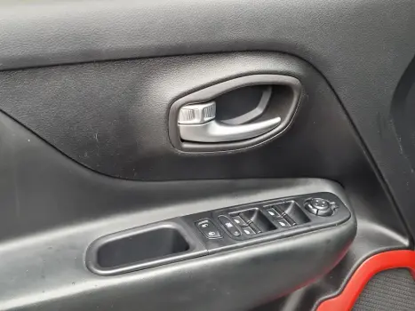 JEEP Renegade 2.0 16V 4P TURBO DIESEL TRAILHAWK 4X4 AUTOM�TICO, Foto 25