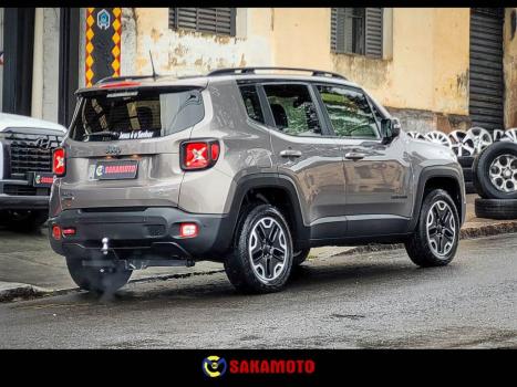 JEEP Renegade 2.0 16V 4P TURBO DIESEL TRAILHAWK 4X4 AUTOM�TICO, Foto 2