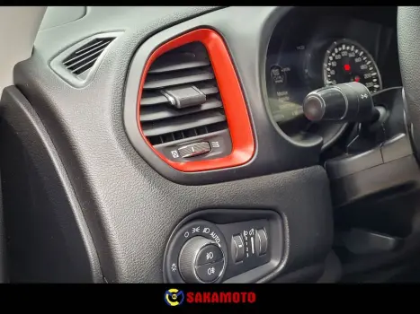 JEEP Renegade 2.0 16V 4P TURBO DIESEL TRAILHAWK 4X4 AUTOM�TICO, Foto 17
