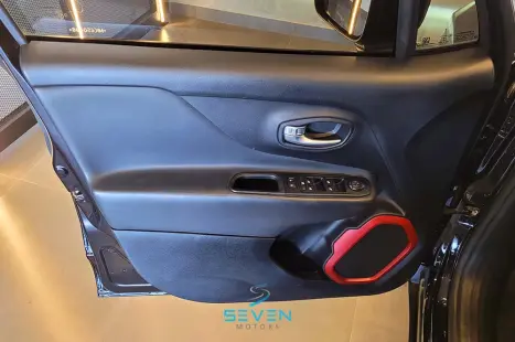 JEEP Renegade 2.0 16V 4P TURBO DIESEL TRAILHAWK 4X4 AUTOMTICO, Foto 12