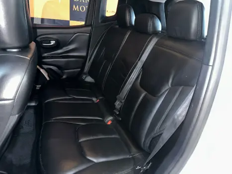 JEEP Renegade 2.0 16V 4P TURBO DIESEL LONGITUDE 4X4 AUTOM�TICO, Foto 8
