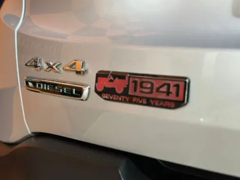 JEEP Renegade 2.0 16V 4P TURBO DIESEL LONGITUDE 4X4 AUTOM�TICO, Foto 10