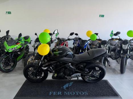 KAWASAKI ER-6N 650 ABS, Foto 4