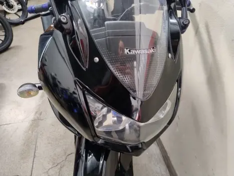 KAWASAKI Ninja 250 R, Foto 4