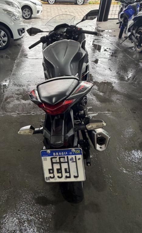 KAWASAKI Ninja 300 , Foto 3