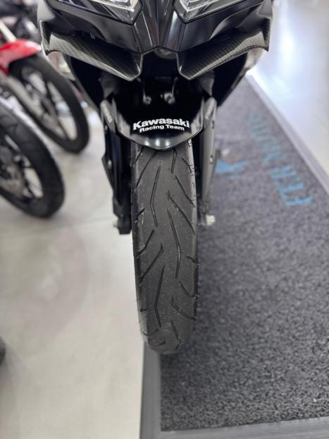 KAWASAKI Ninja 300 ABS, Foto 8