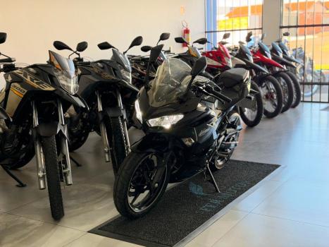 KAWASAKI Ninja 400 , Foto 3