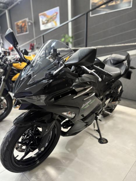 KAWASAKI Ninja 500 , Foto 2