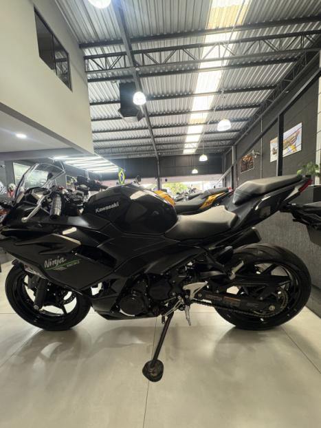 KAWASAKI Ninja 500 , Foto 5