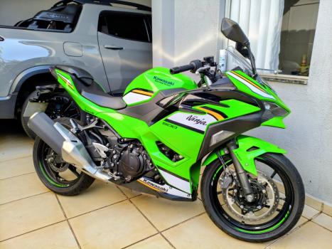 KAWASAKI Ninja 500 , Foto 1