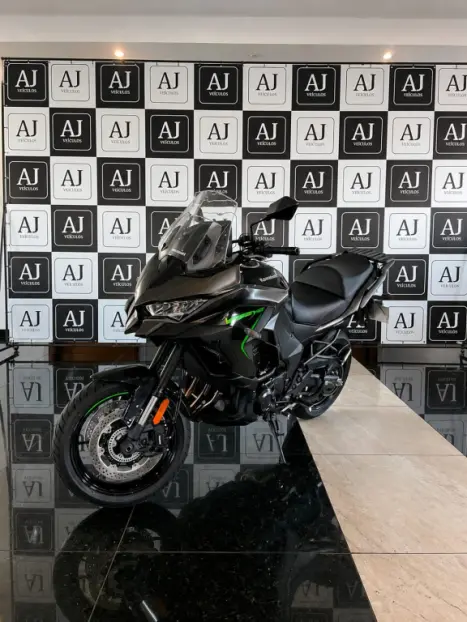 KAWASAKI Versys 1100 STANDART ABS, Foto 1