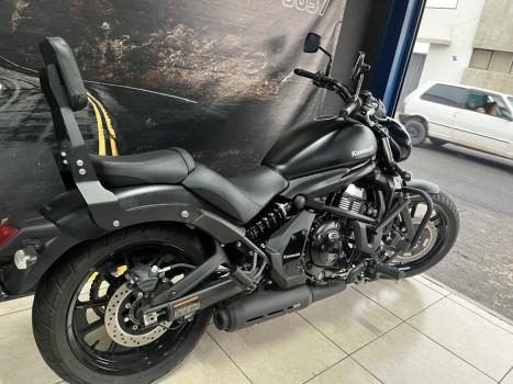 KAWASAKI Vulcan 650 S , Foto 4