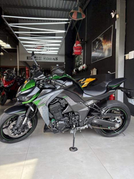 KAWASAKI Z 1000 R, Foto 2