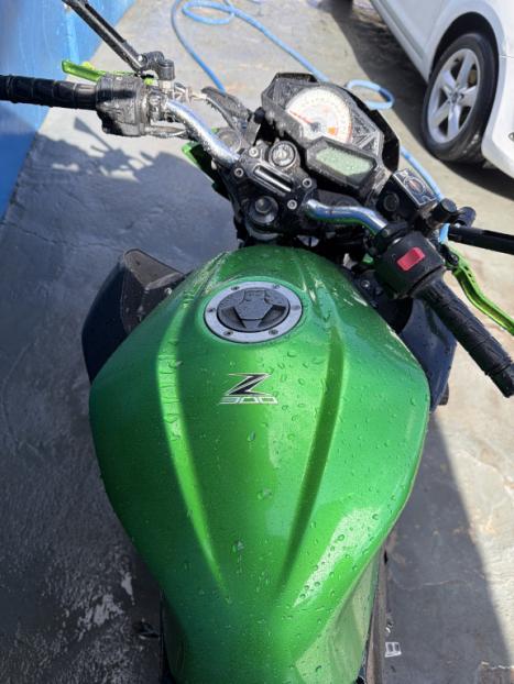 KAWASAKI Z 300 ABS, Foto 4