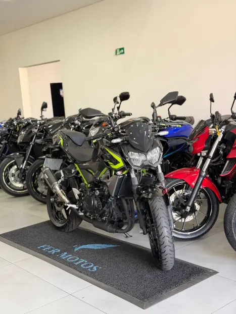KAWASAKI Z 400 ABS, Foto 7