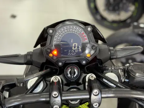 KAWASAKI Z 400 ABS, Foto 10