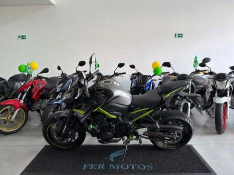 KAWASAKI Z 900 ABS, Foto 4
